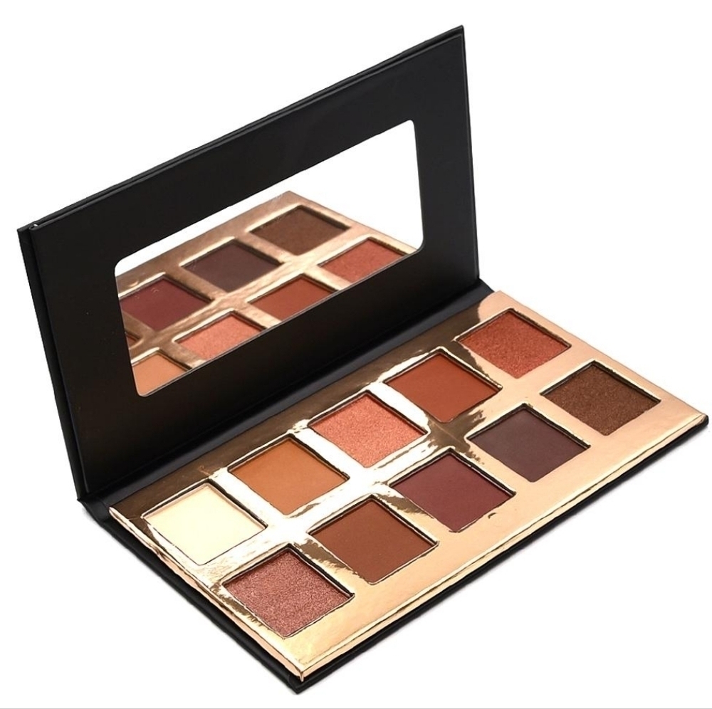 Crown Pro 10 Color Fuego Eyeshadow Collection Pallette